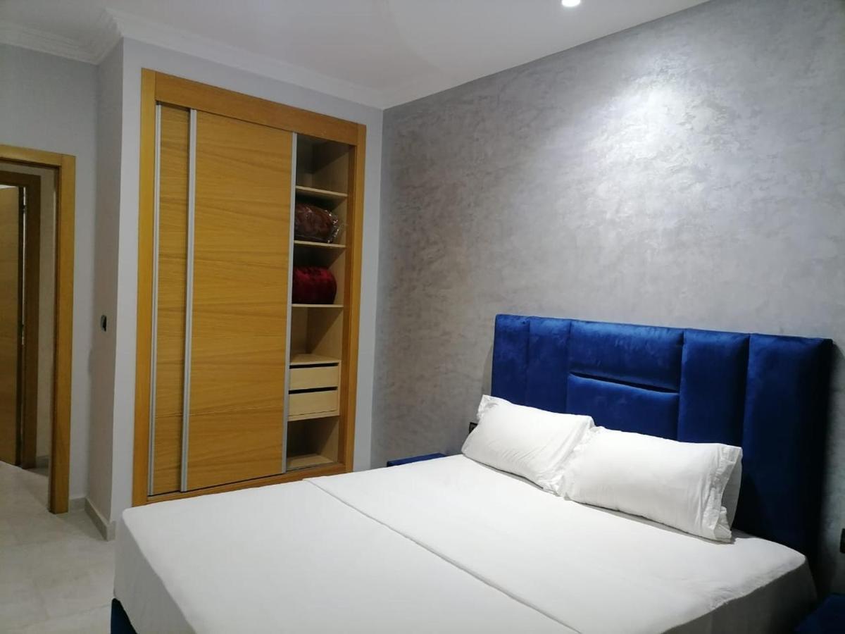 Apartment Chakira Family Only Tangier Exterior photo